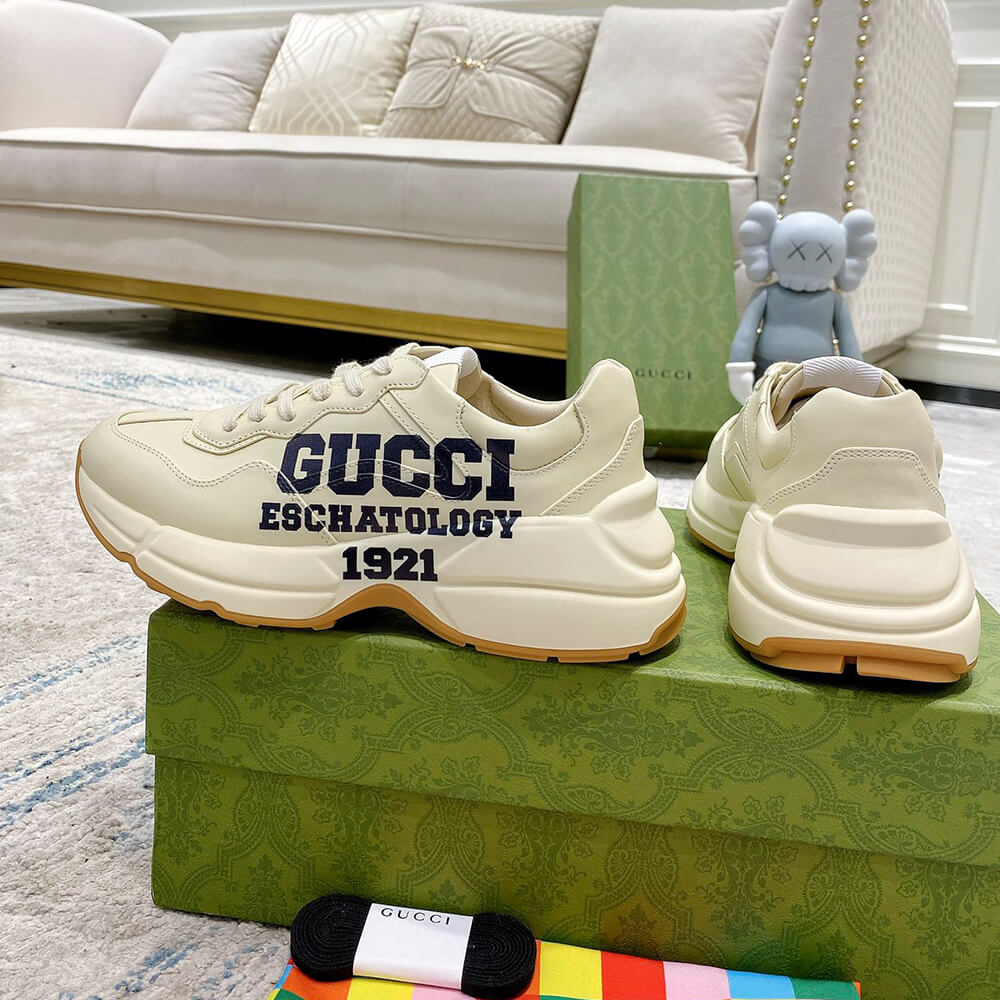 Rhyton sneaker with  25