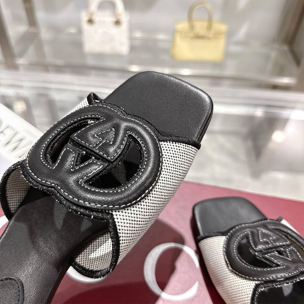 GUCCI Women s Interlocking G slide sandal