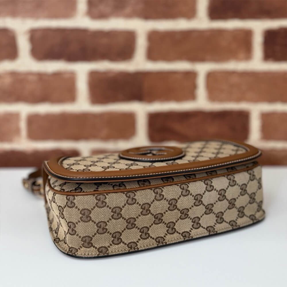 Gucci Blondie small top handle bag