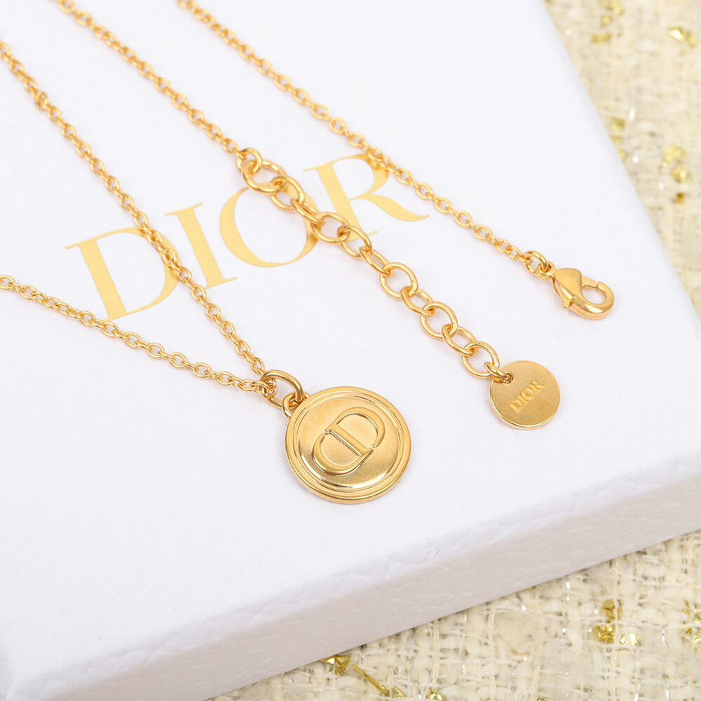 DIOR NECKLACE