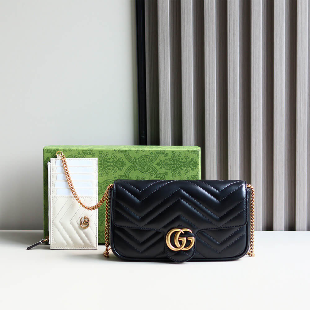 GG Marmont small shoulder bag