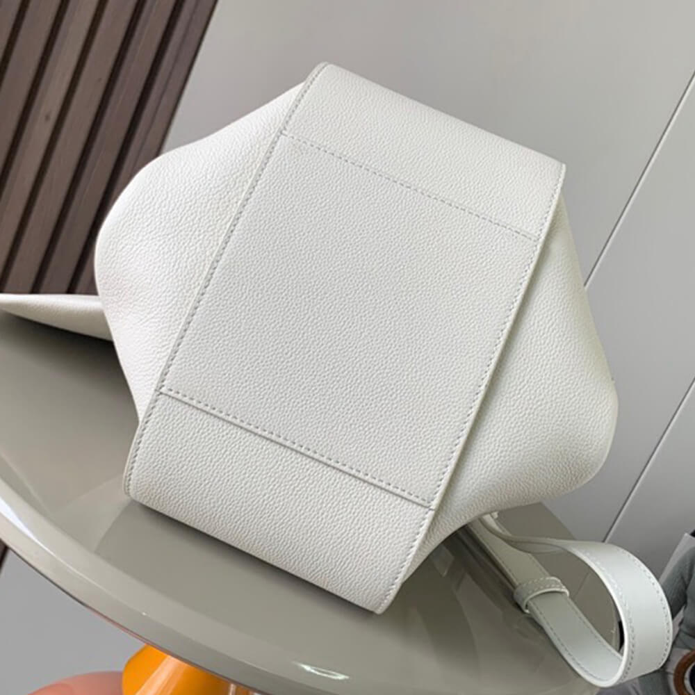 Small Hammock bag in soft grained calfskin(HIGH-END GRADE)